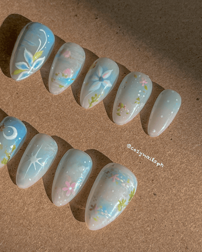 MISTY - floral, soft nature, dreamy aesthetic press-ons