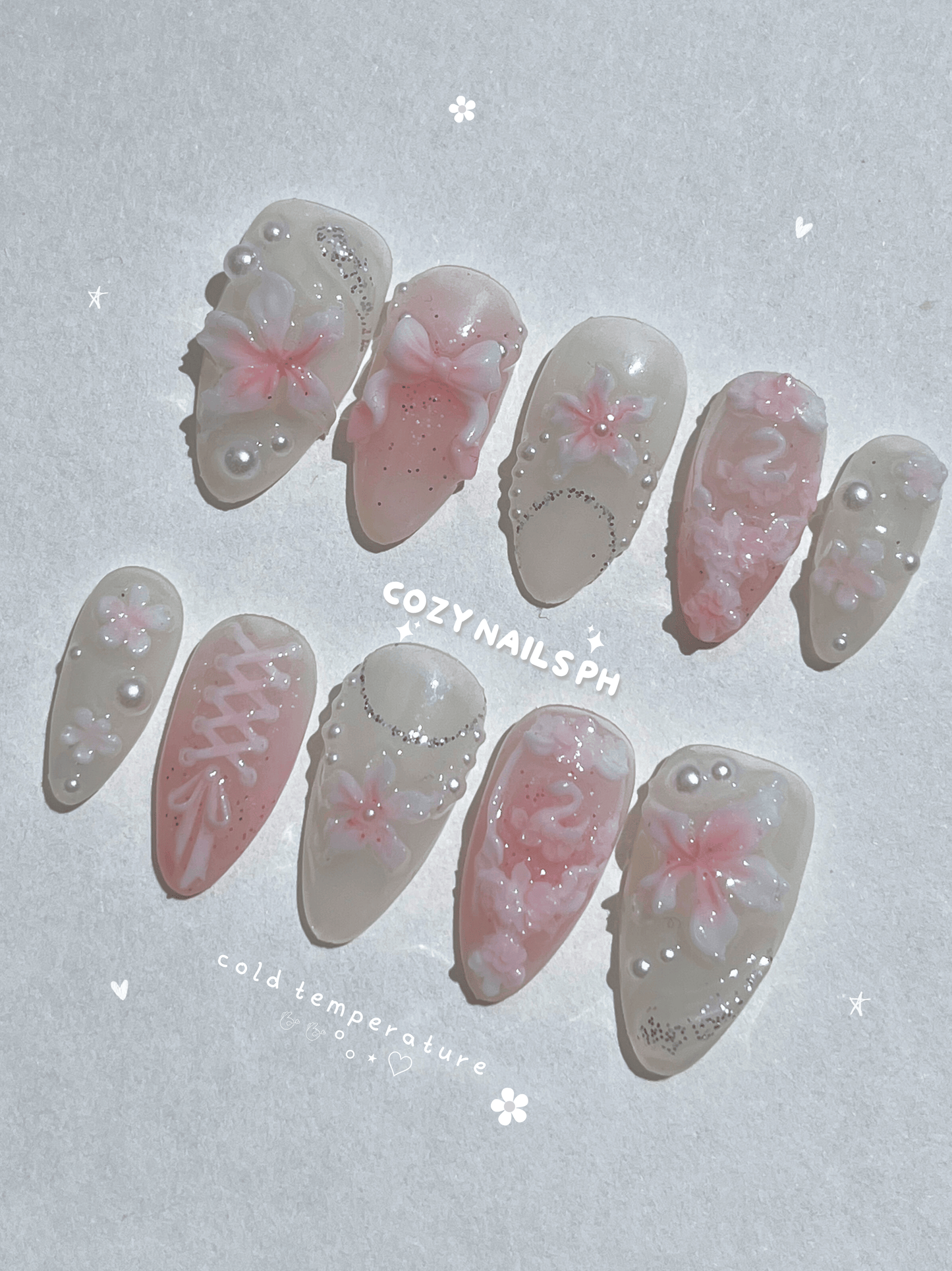 WONDER - color changing set, floral and romantic themed press-ons